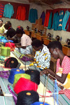 Women of Kiziba refugee camp undertake their first production project for re-sale to the USA